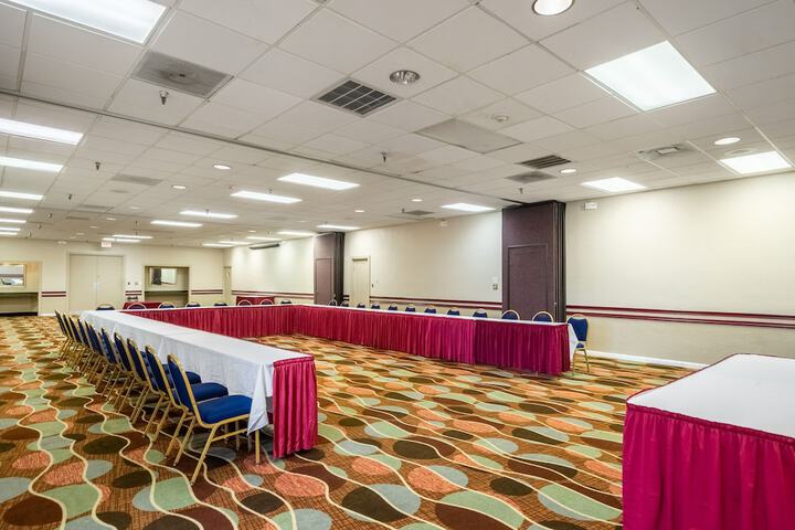 Meeting facility
