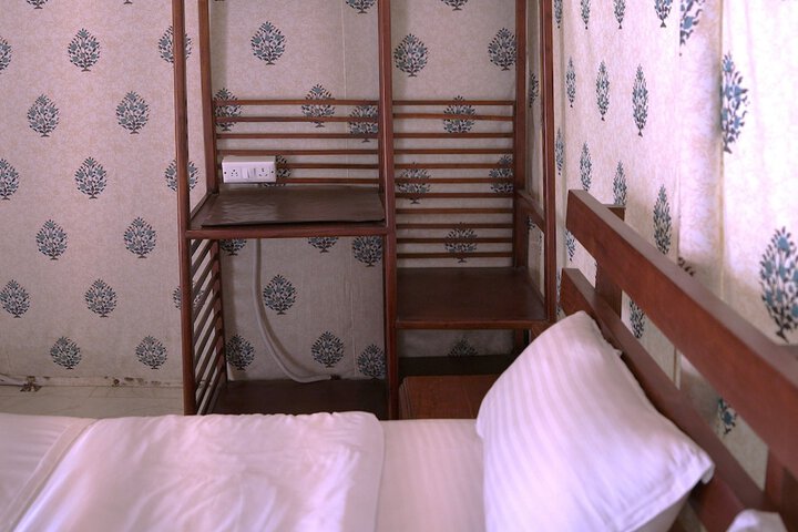 Room 14 of 41