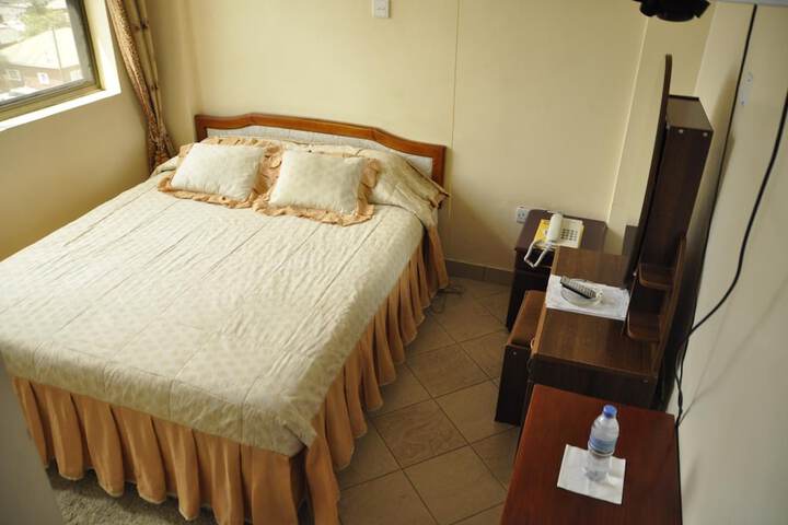 Room 26 of 49