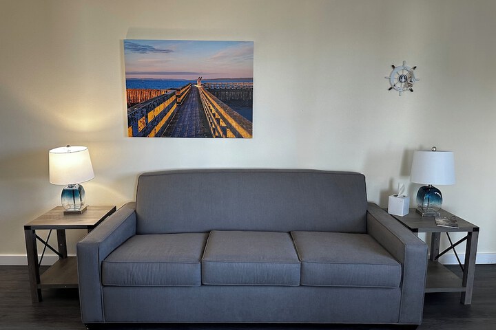 Room 25 of 80