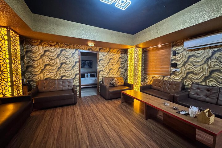 Room 22 of 63