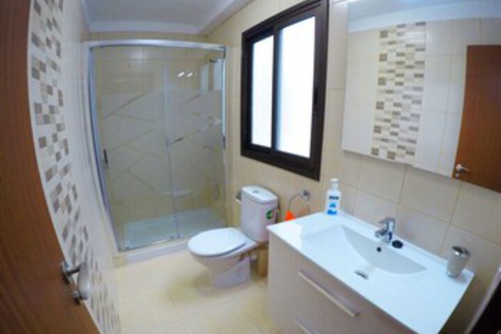 Room 6 of 23