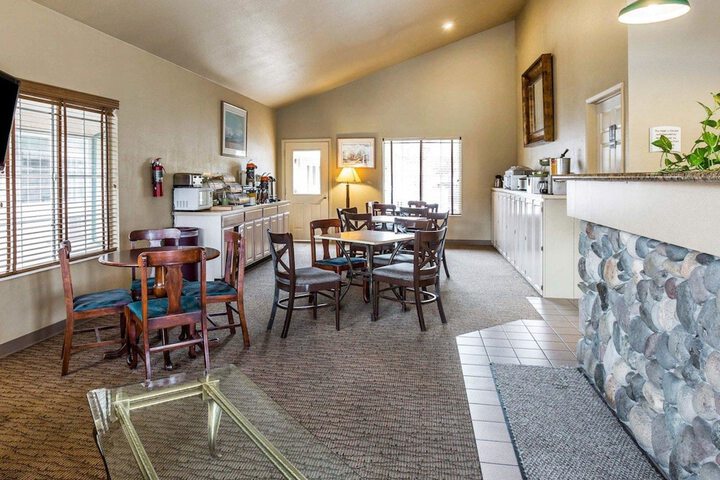 Hotel Interior 3 of 29