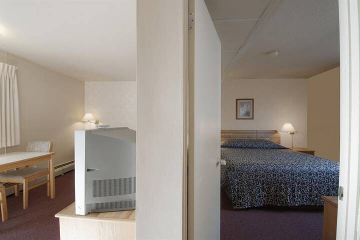 Room 16 of 41