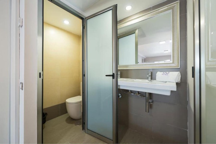 Bath Interior