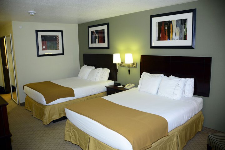 Room 3 of 59