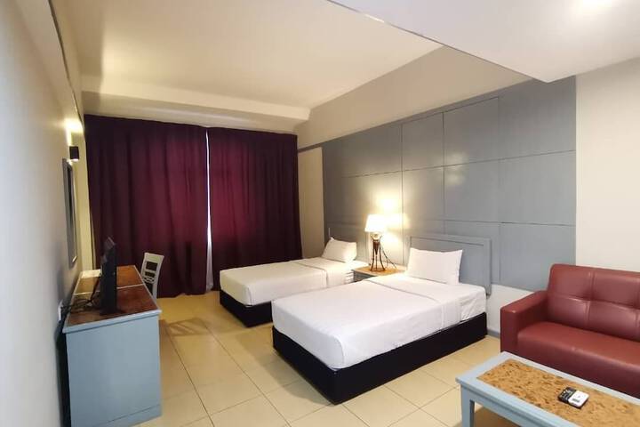 Room 3 of 11