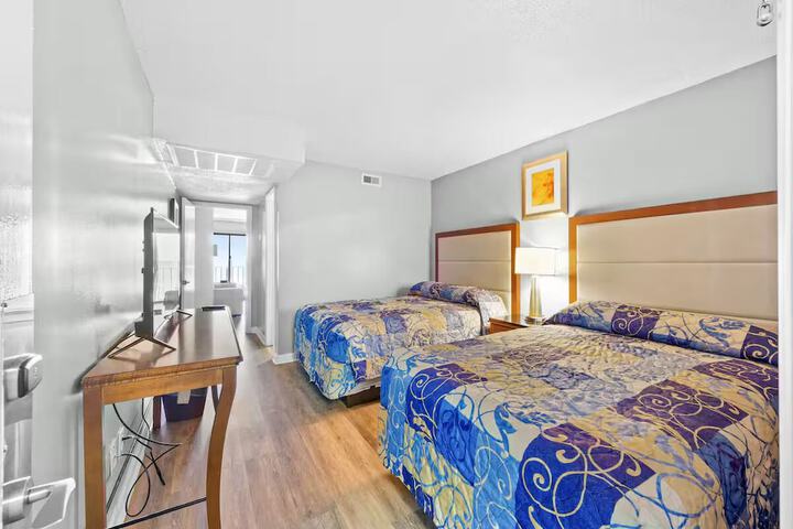 Room 14 of 19