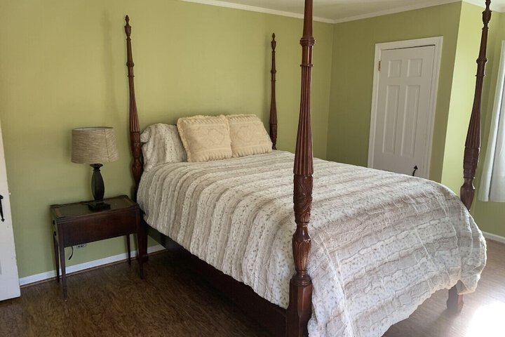 Room 26 of 63