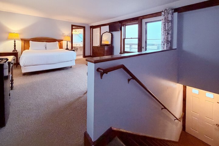 Room 56 of 331