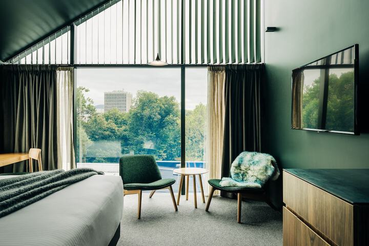 Room 26 of 56