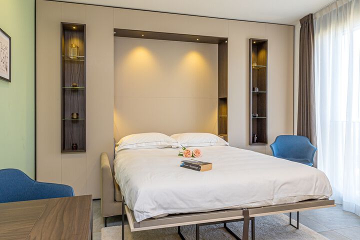 Room 44 of 48