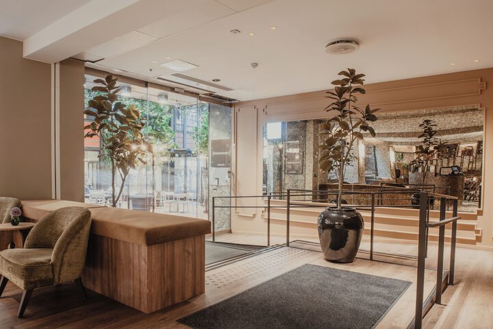 Hotel Interior 16 of 157