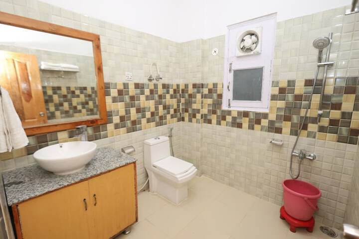 Room 19 of 21