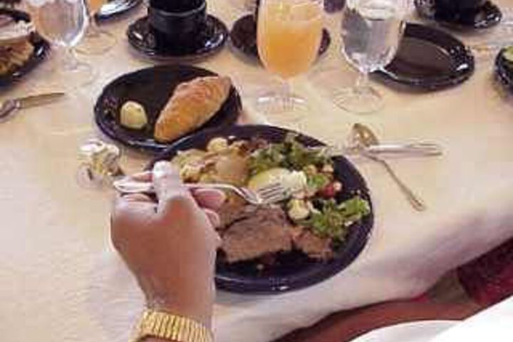 Dining 20 of 23