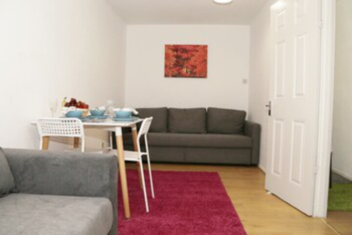 Room 14 of 38