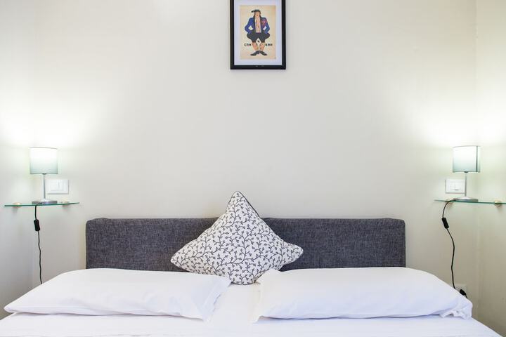 Room 4 of 24
