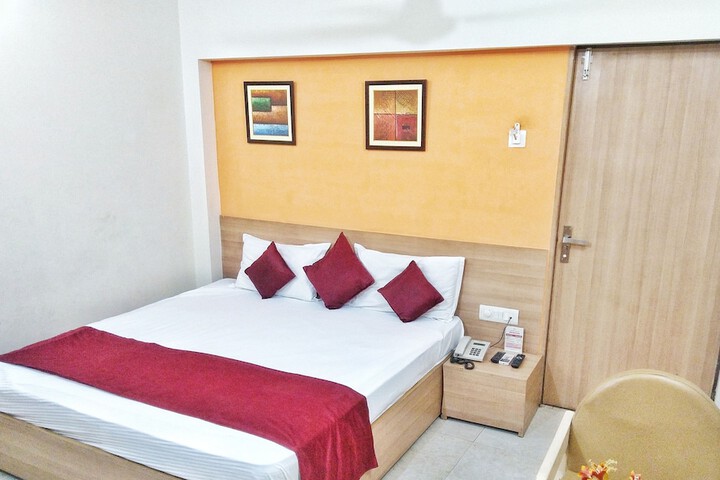Room 5 of 29
