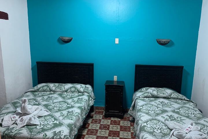 Room 27 of 64