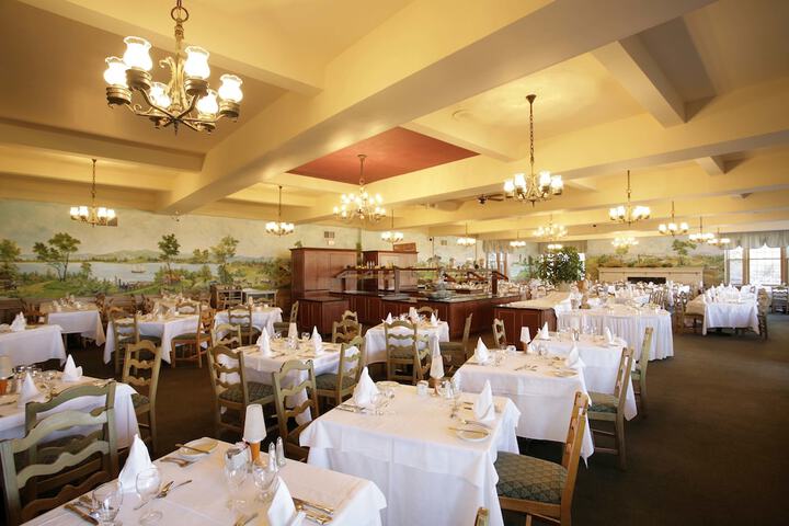 Dining Photos