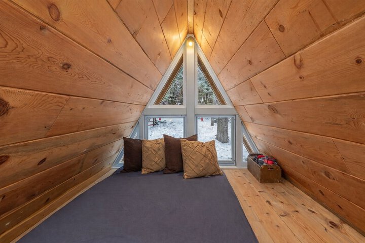 Room 3 of 47