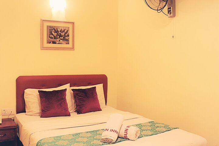 Room 14 of 42