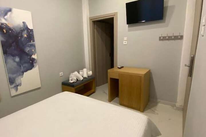 Room 16 of 26