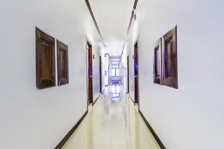 Ballroom/Hall 22 of 45