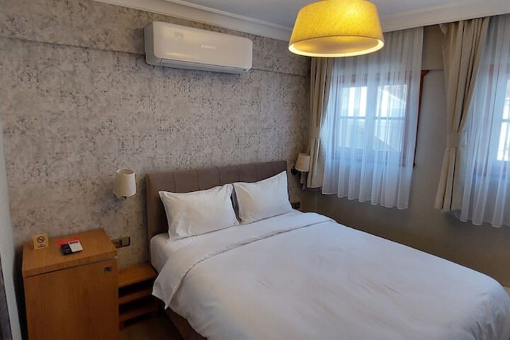 Room 20 of 50