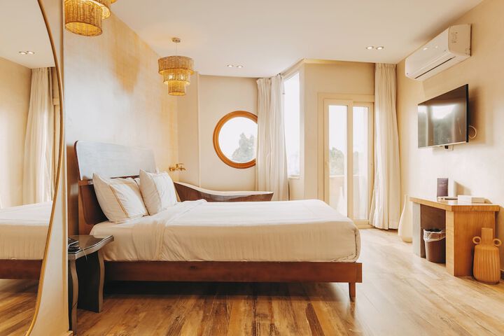 Room 25 of 130