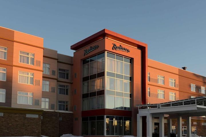 Hotel Entry