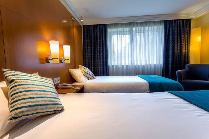Room 10 of 54