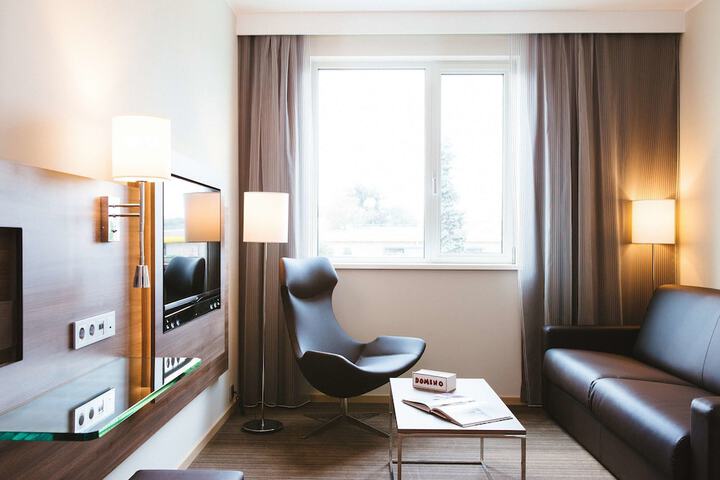 Room 12 of 46