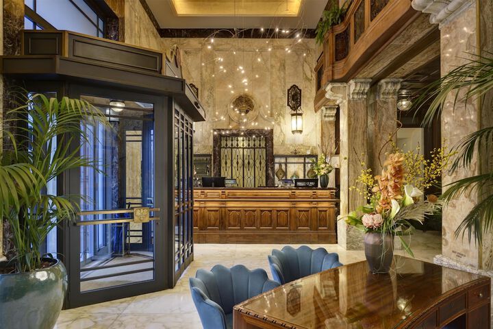 Hotel Lobby