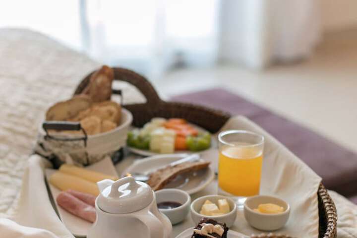 Breakfast/Coffee Service 106 of 131