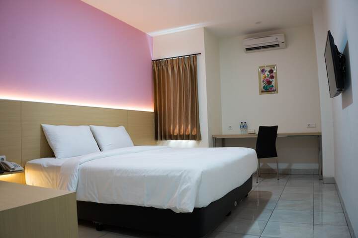 Room 6 of 38