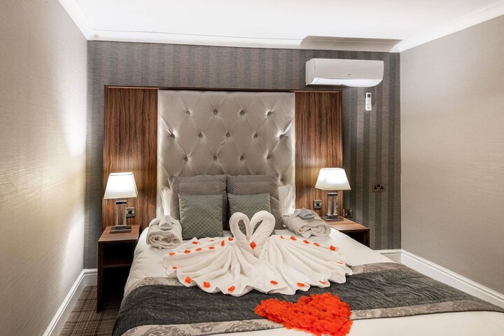 Room 21 of 158