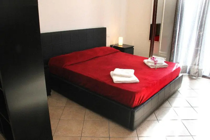 Room 2 of 11
