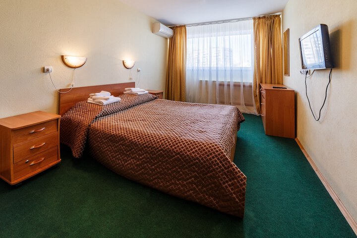 Room 18 of 33