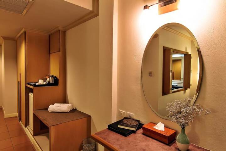 Room amenity