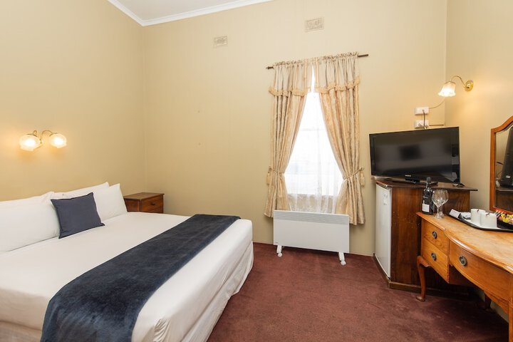 Room 12 of 44