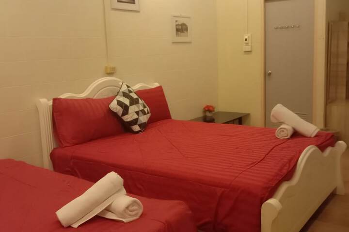 Room 29 of 61