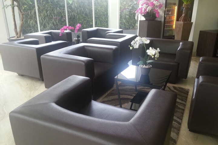 Lobby Entry