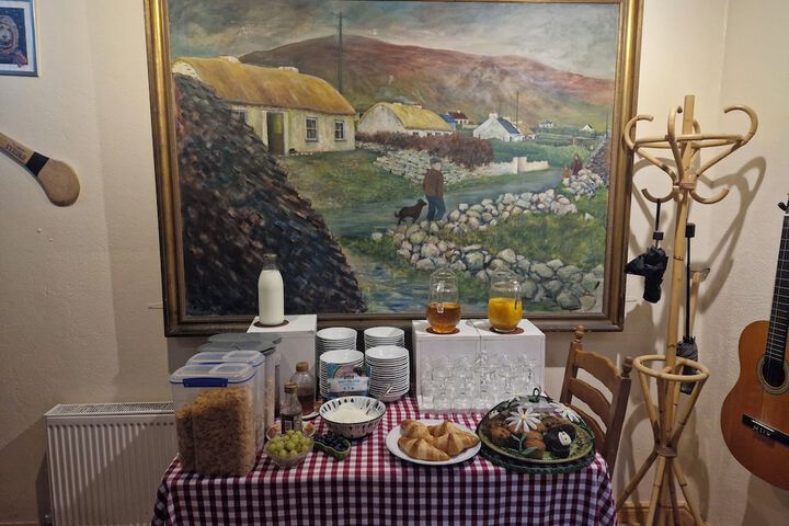 Dining 62 of 64