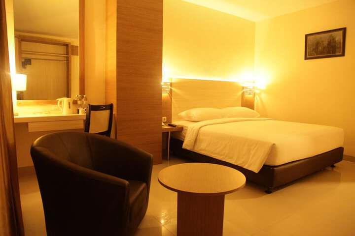Room 15 of 64