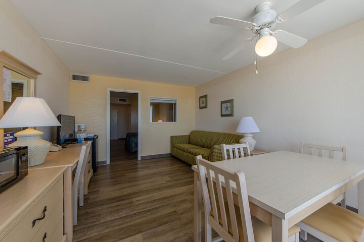 Room 19 of 27