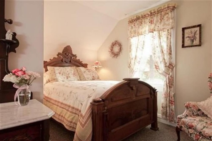 Room 26 of 62