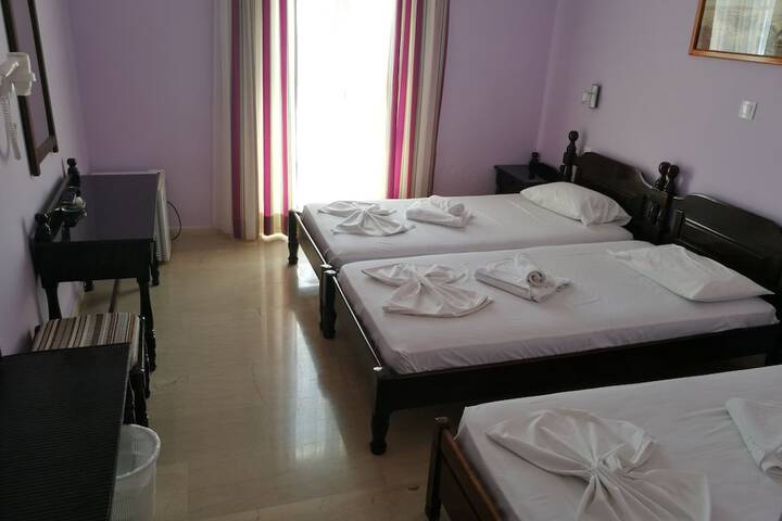 Room 6 of 54