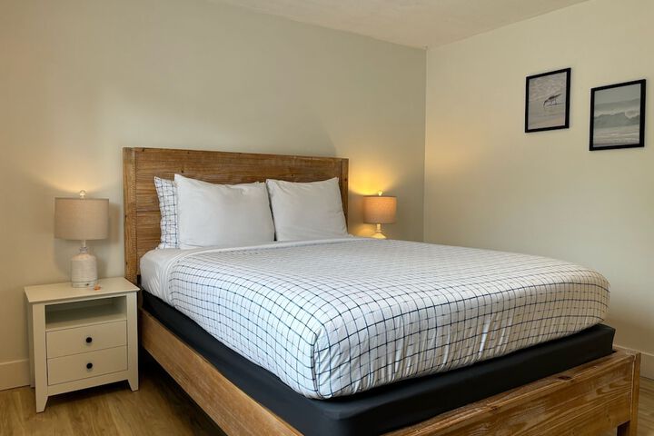 Room 16 of 155