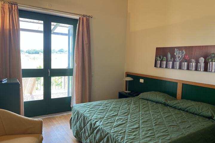 Room 17 of 73